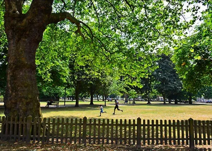 Large 3 bedroom apartment in gated development